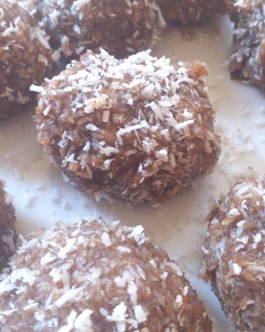 Nougat/chokladbollar.