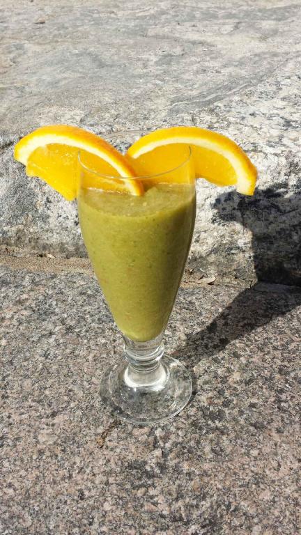 Smoothie – grönsaker och frukt.